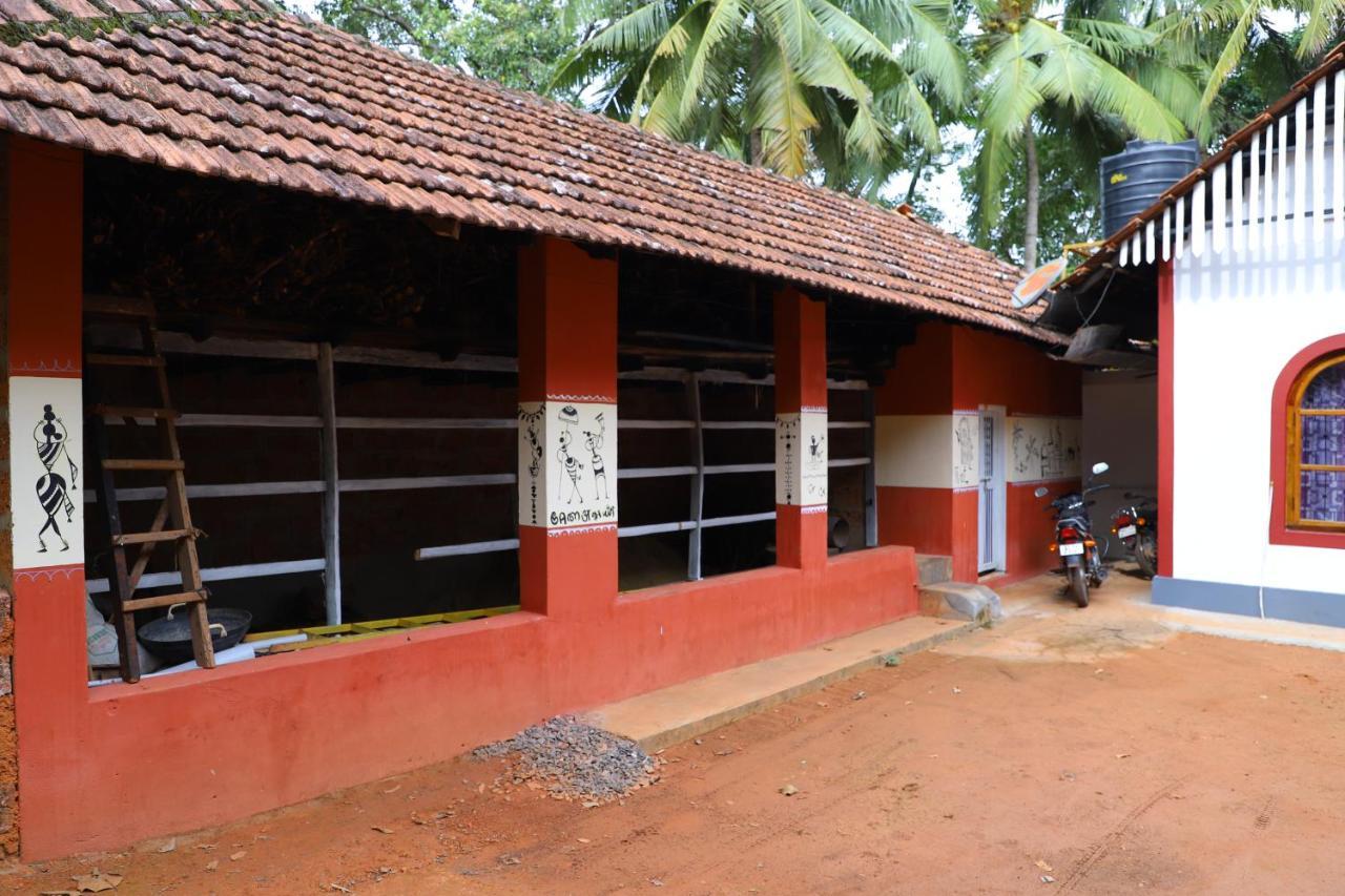Bb Home Kumbla Bagian luar foto